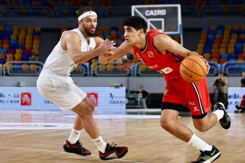 الأهلي يحسم قمة السلة أمام الزمالك ويشعل صراع الصدارة في دوري السوبر